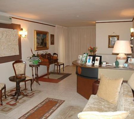 Hotel Canusium Canosa di Puglia Eksteriør billede