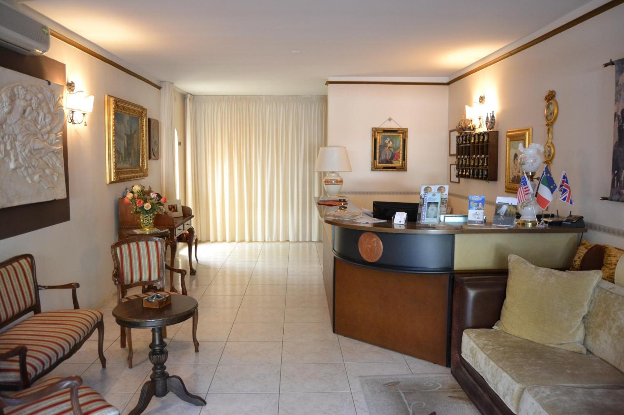 Hotel Canusium Canosa di Puglia Eksteriør billede