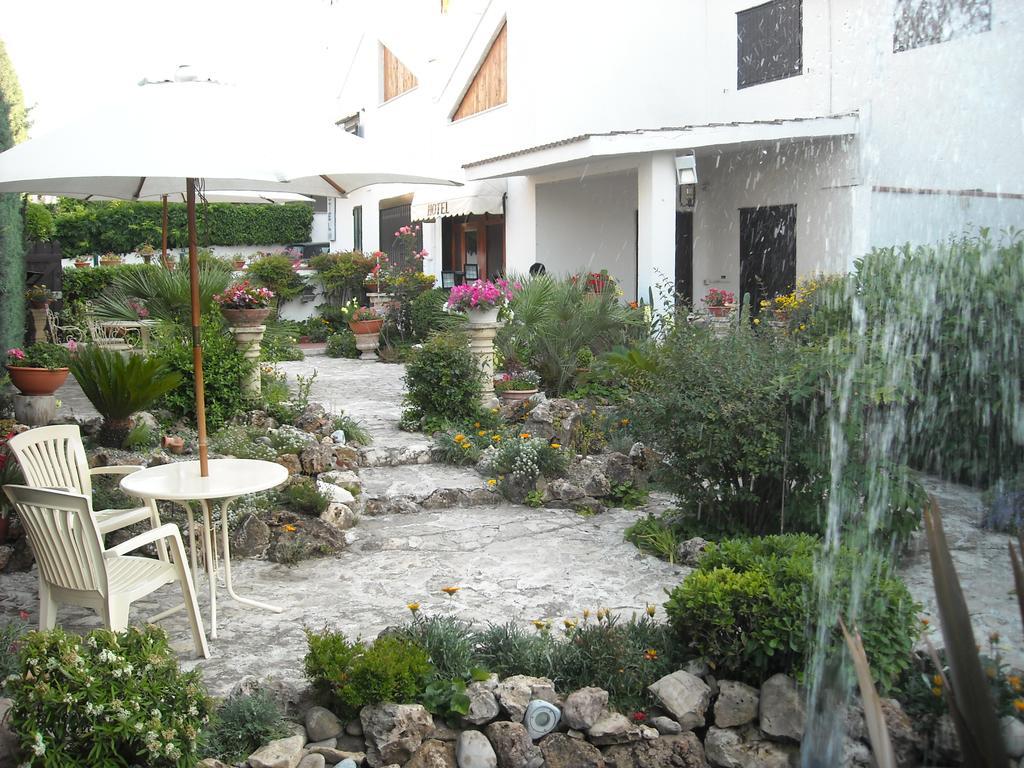 Hotel Canusium Canosa di Puglia Eksteriør billede